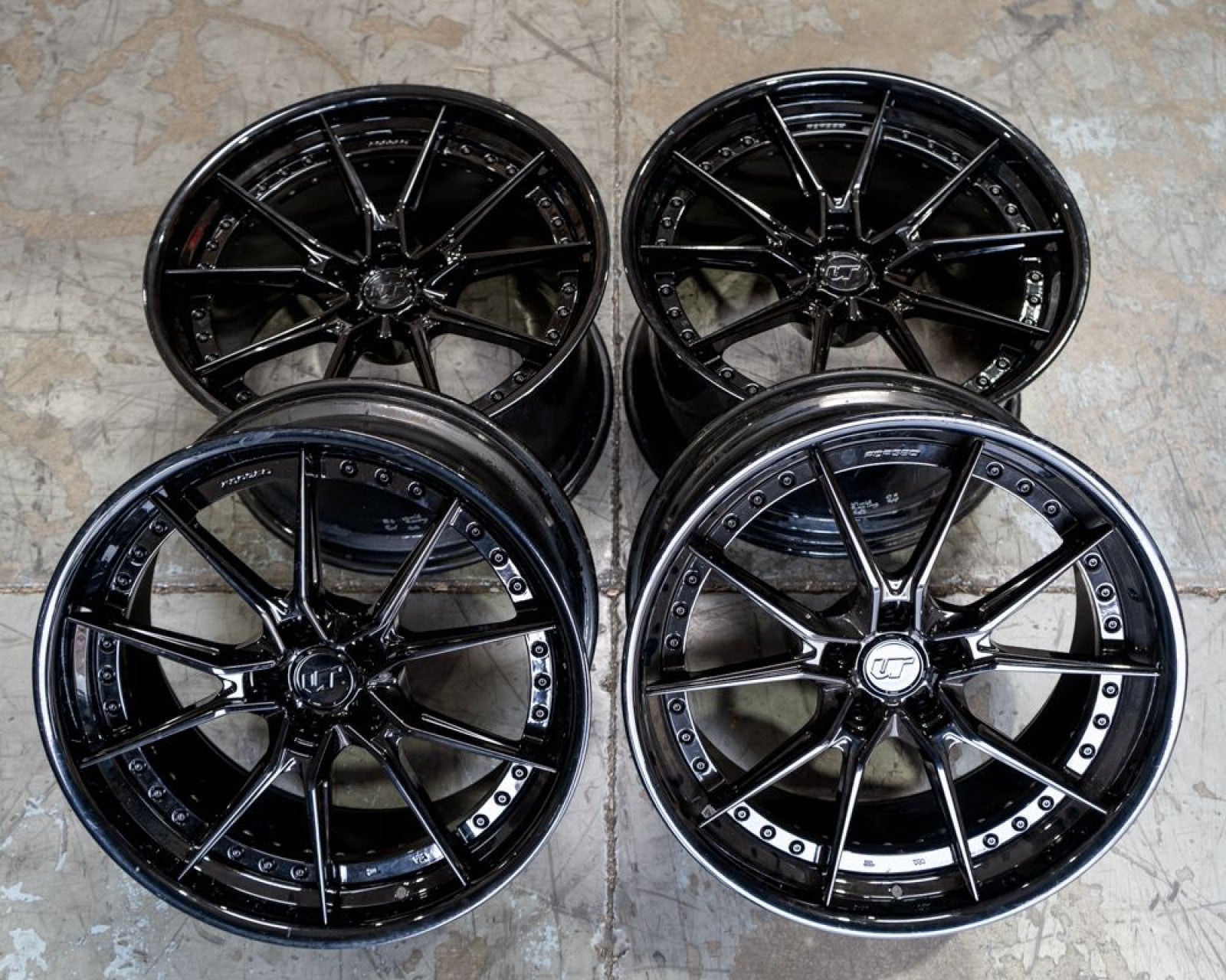 VR Forged D11 2PC Wheel Package 20x9.5 21x12 5x112 Gloss Black
