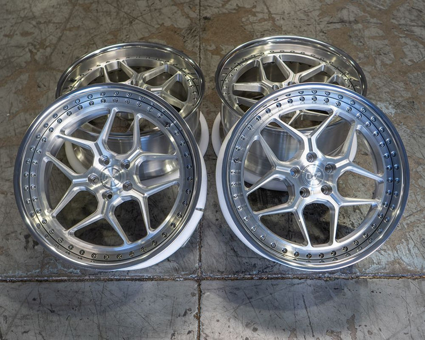 VR Forged D04 2-Piece Brushed 20inch Wheel Set Porsche Macan CLEARANCE