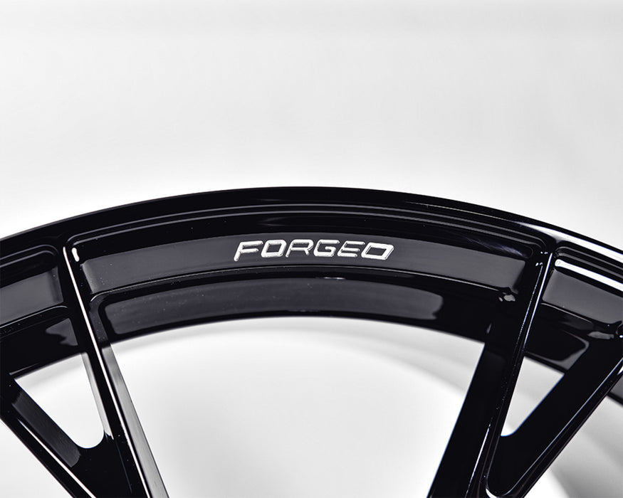 VR Forged D01 Wheel Gloss Black 20x9.5  38mm 5x120