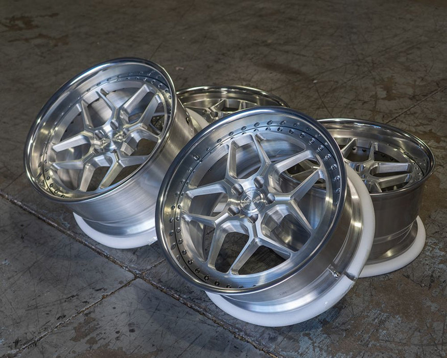 VR Forged D04 2-Piece Brushed 20inch Wheel Set Porsche Macan CLEARANCE